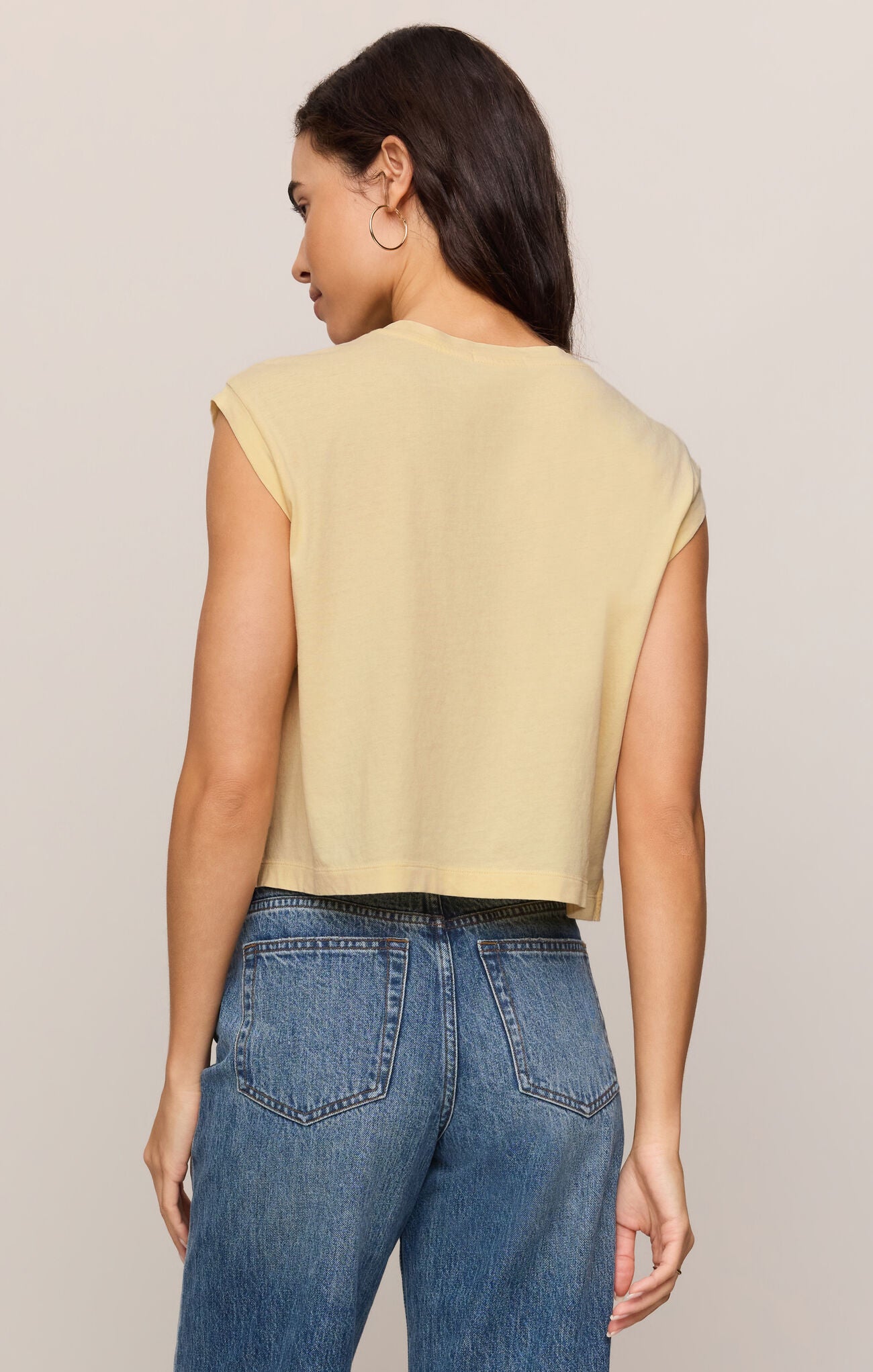 Flex Sleeveless Tee |Lemon Chiffon|
