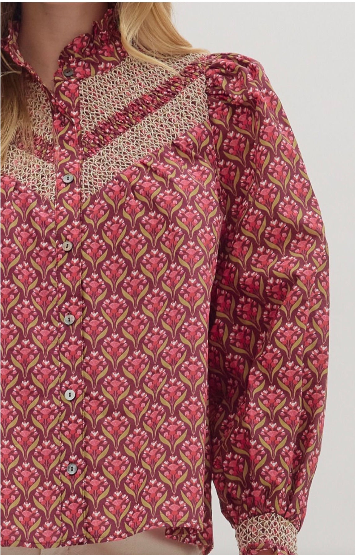 Wynona Top